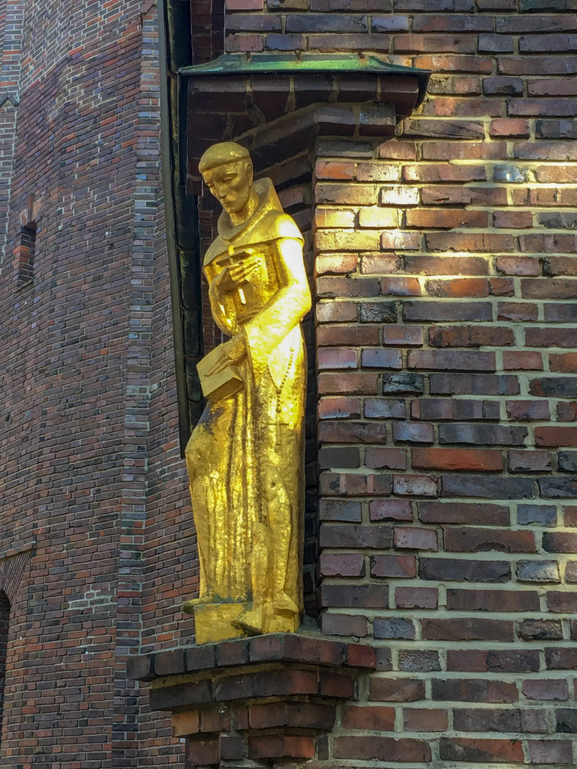Katholische Kirche Sankt Anton, 1924-1927. Architekt: Michael Kurz