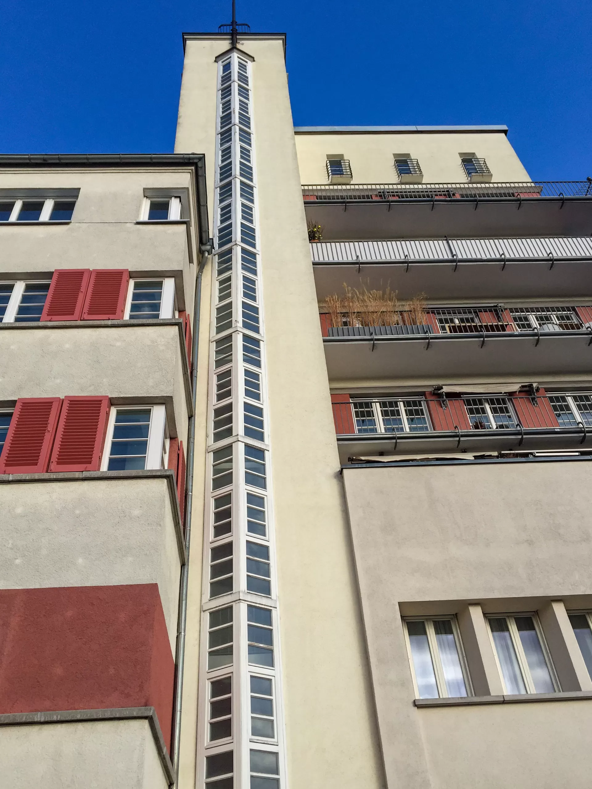 Friedrich-Ebert-Wohnhof, 1924-1927. Architekt: Karl Beer