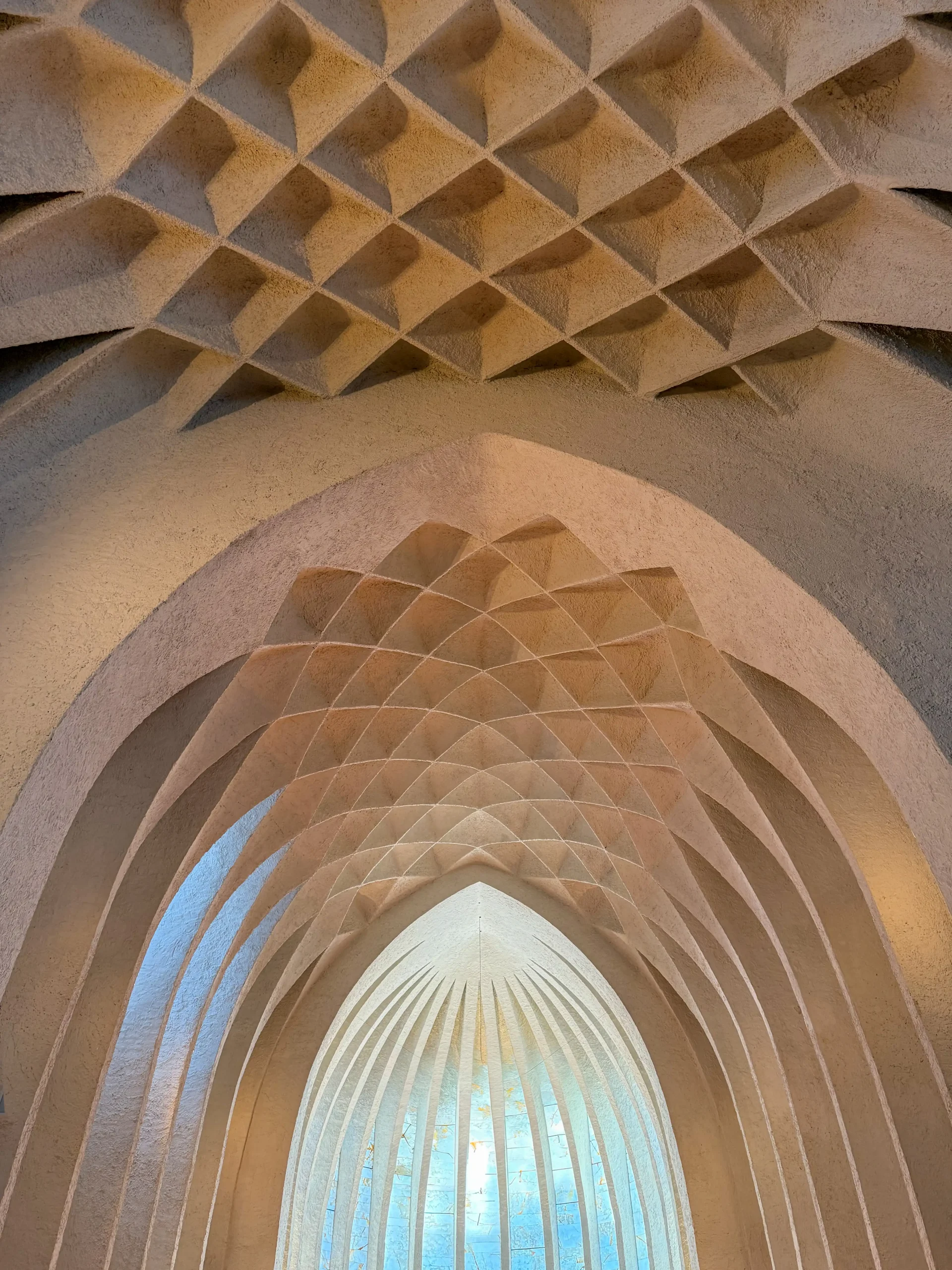 St Johann Baptist, 1926-1927. Architect: Dominikus Böhm. Photo: Daniela Christmann