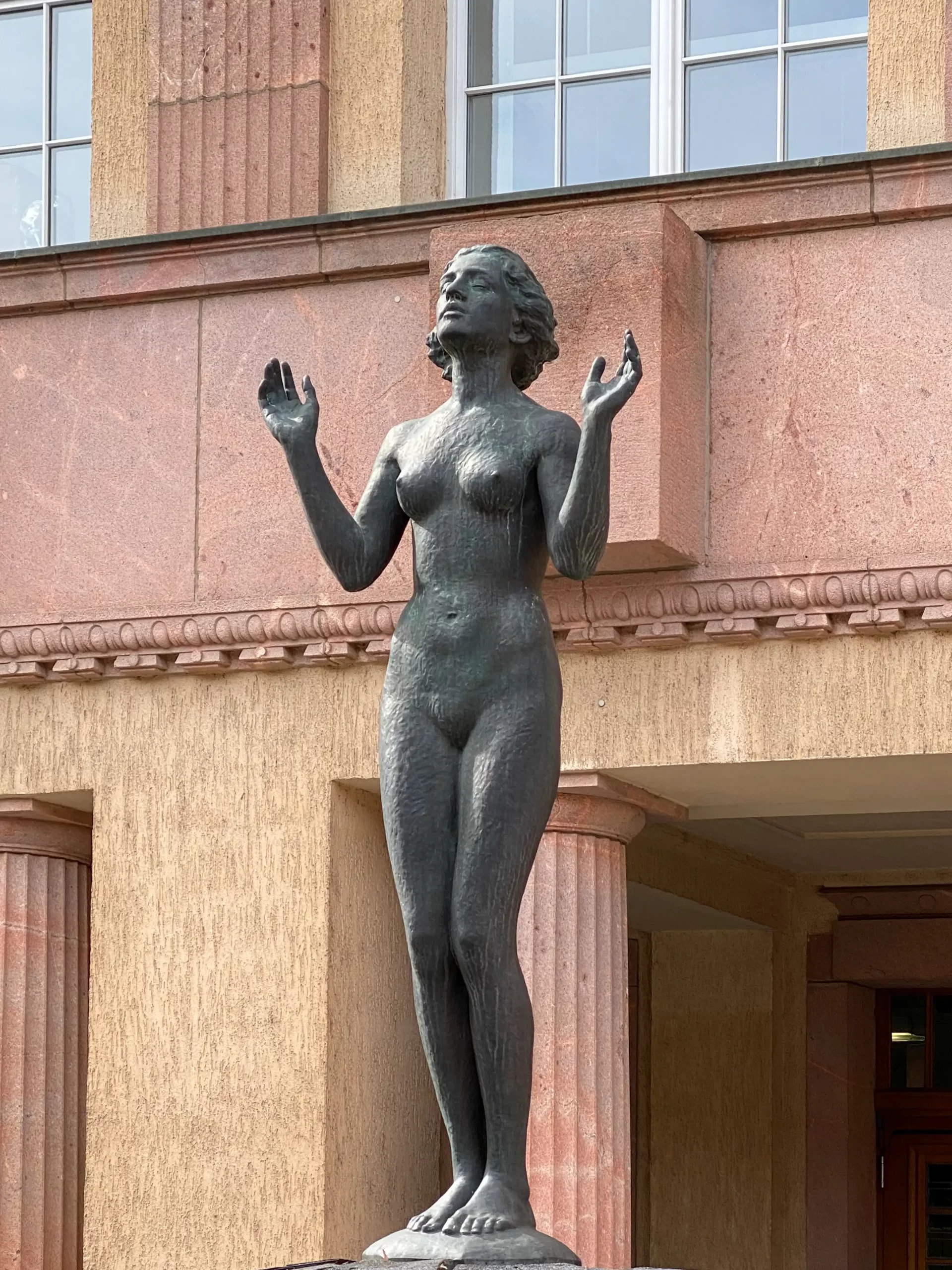 Allgemeine Ortskrankenkasse, 1922-1925. Architect: Otto Droge. Photo: Daniela Christmann