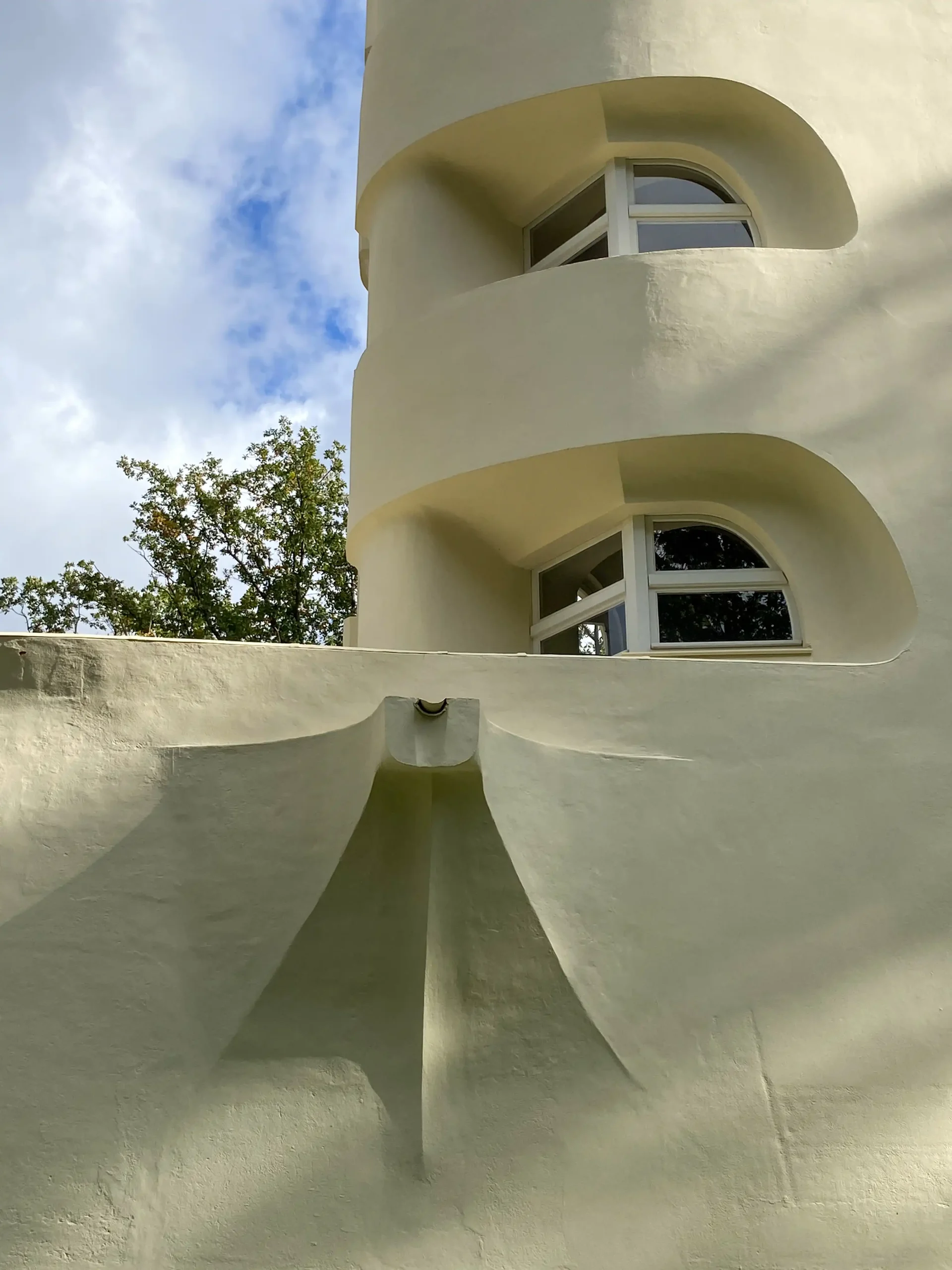 Einsteintower, 1919-1924. Architect: Erich Mendelsohn. Photo: Daniela Christmann