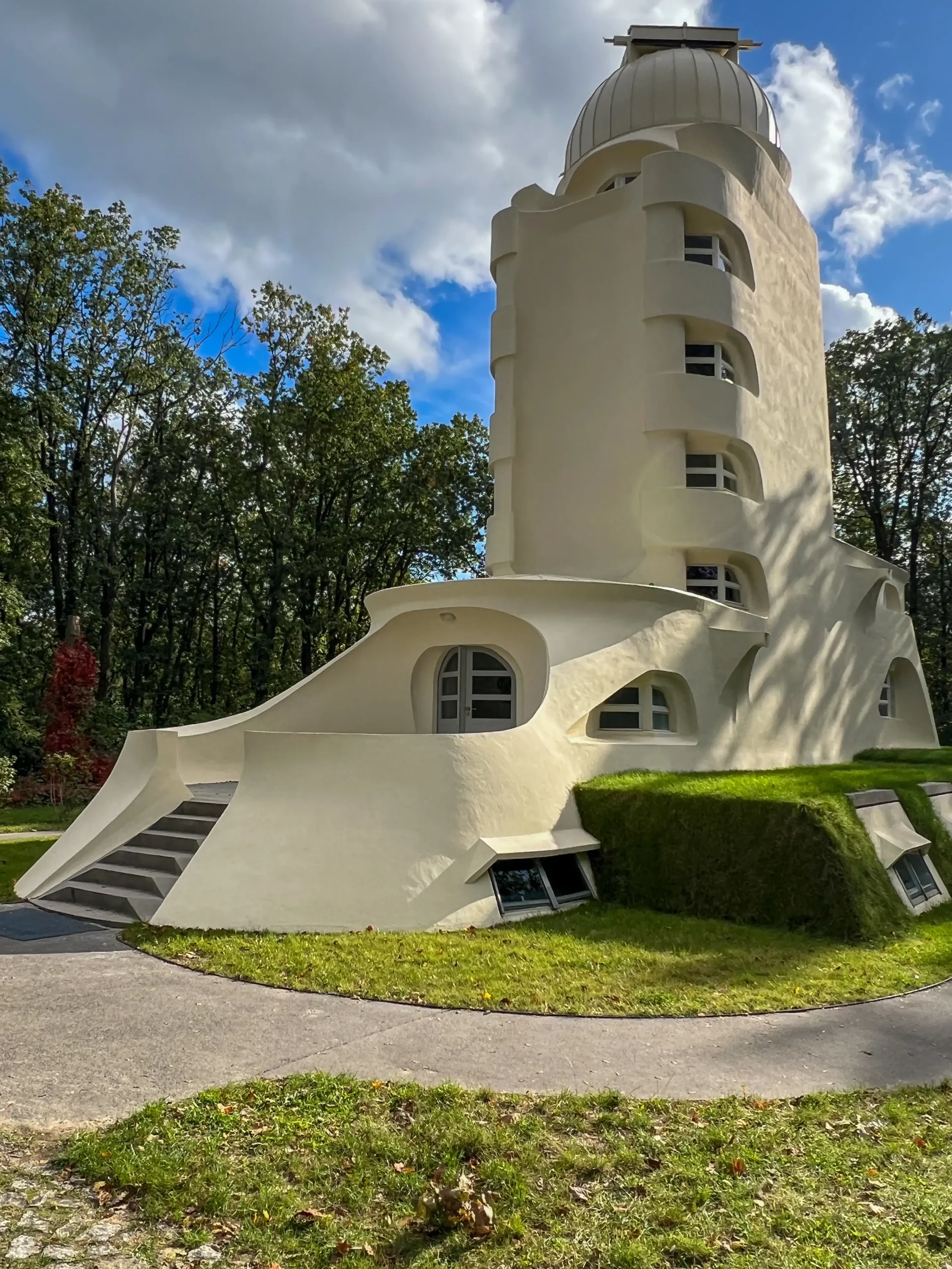 Einsteintower, 1919-1924. Architect: Erich Mendelsohn. Photo: Daniela Christmann