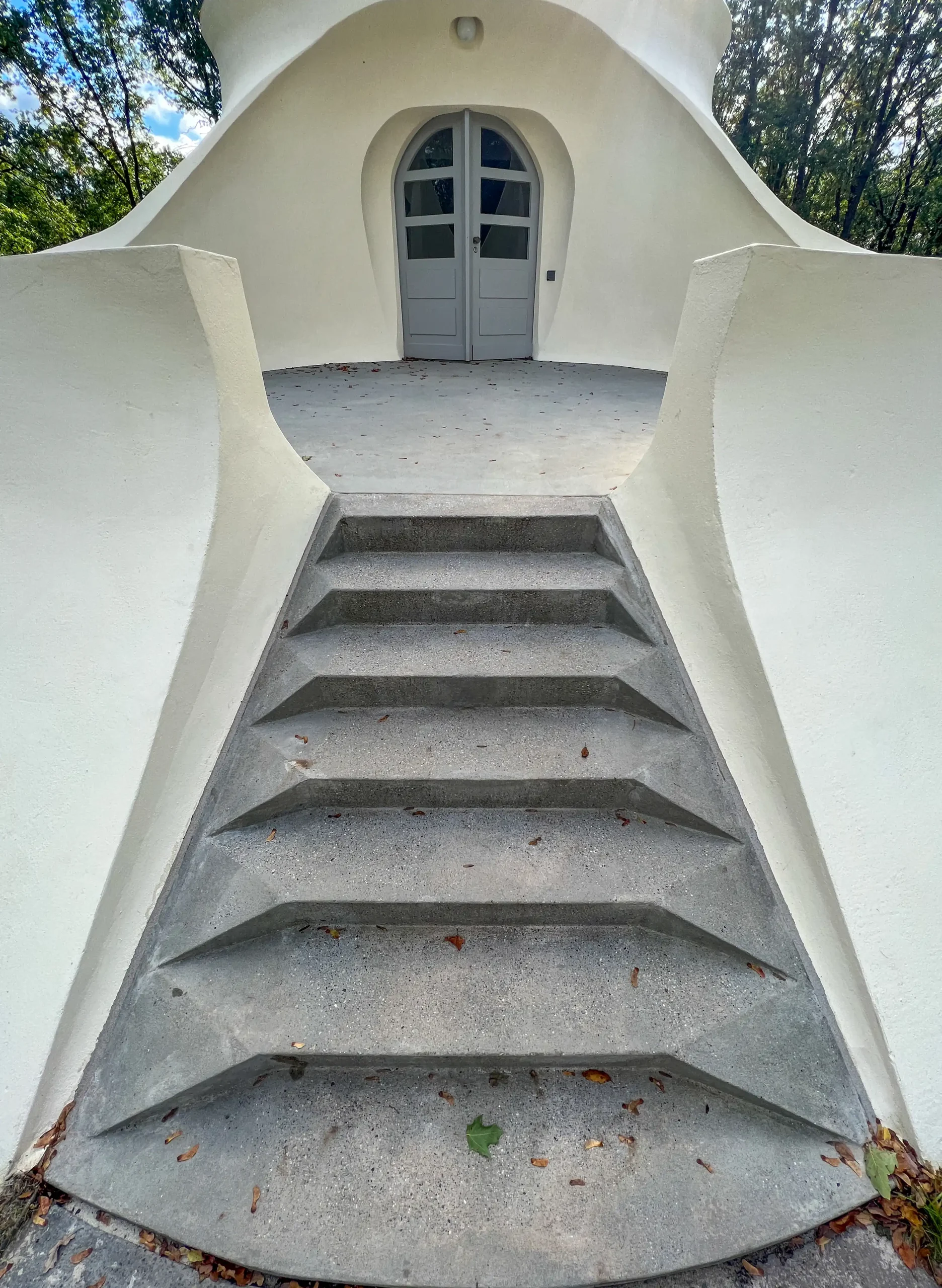 Einsteintower, 1919-1924. Architect: Erich Mendelsohn. Photo: Daniela Christmann