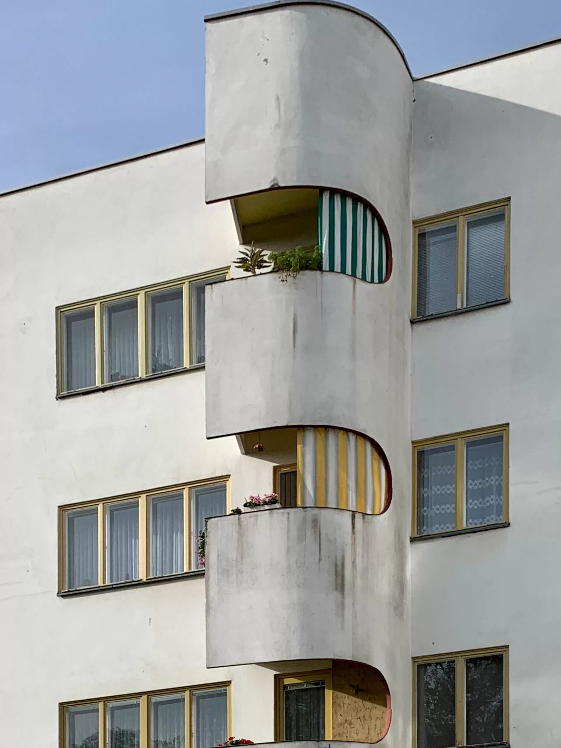 Wohnanlage, 1929-1930. Architekt: Hans Scharoun