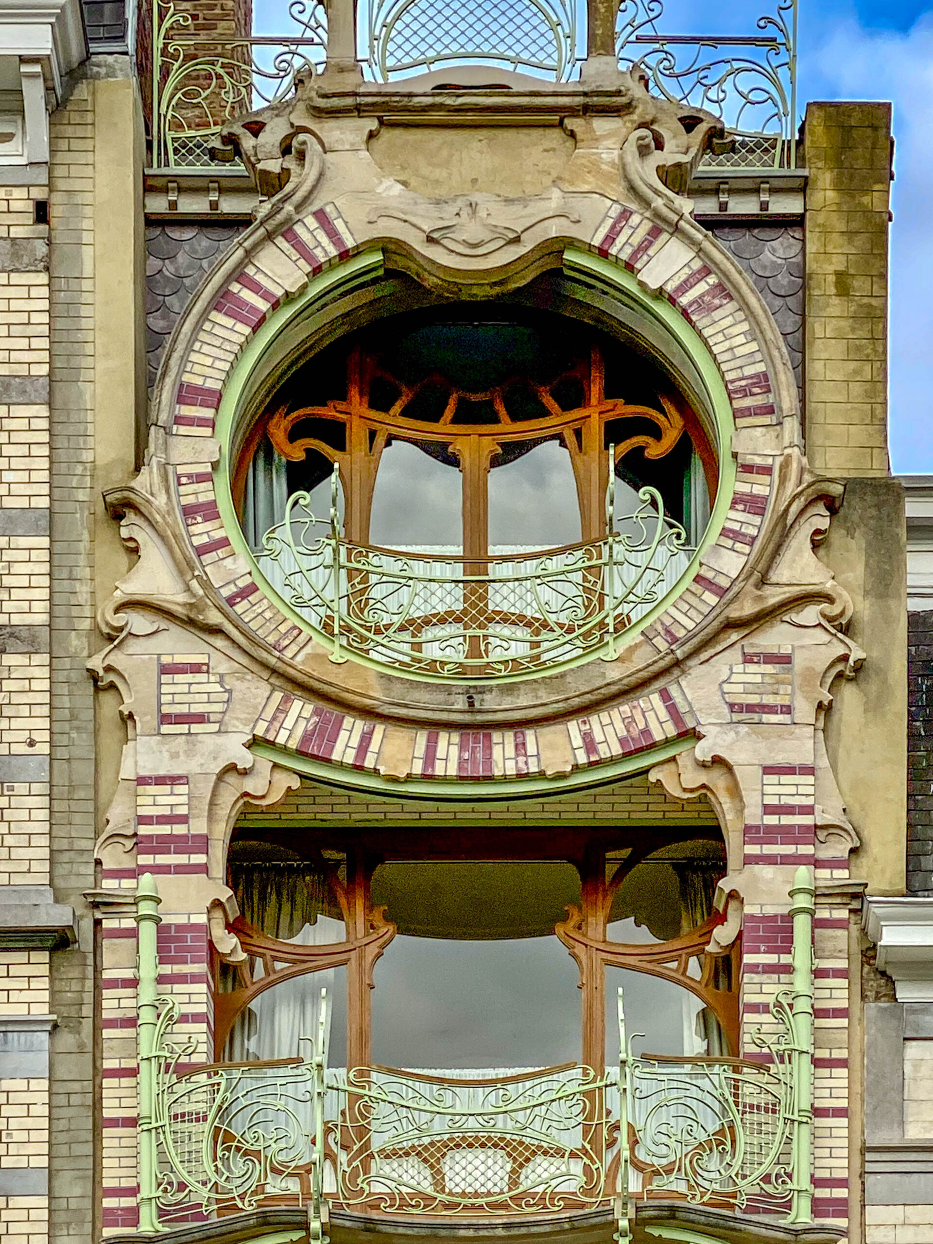 Maison Saint-Cyr, 1901-1903. Architect: Gustave Strauven