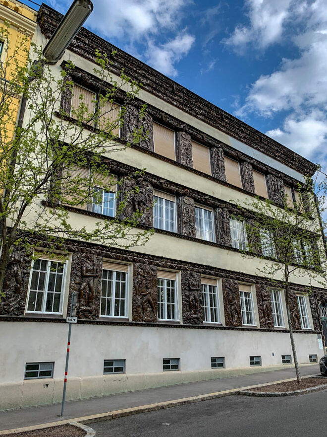 Schokoladenhaus, 1914. Architekt: Ernst Lichtblau
