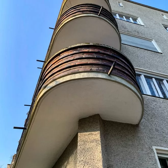 Wohnanlage, 1929-1930. Architekt: Otho Orlando Kurz