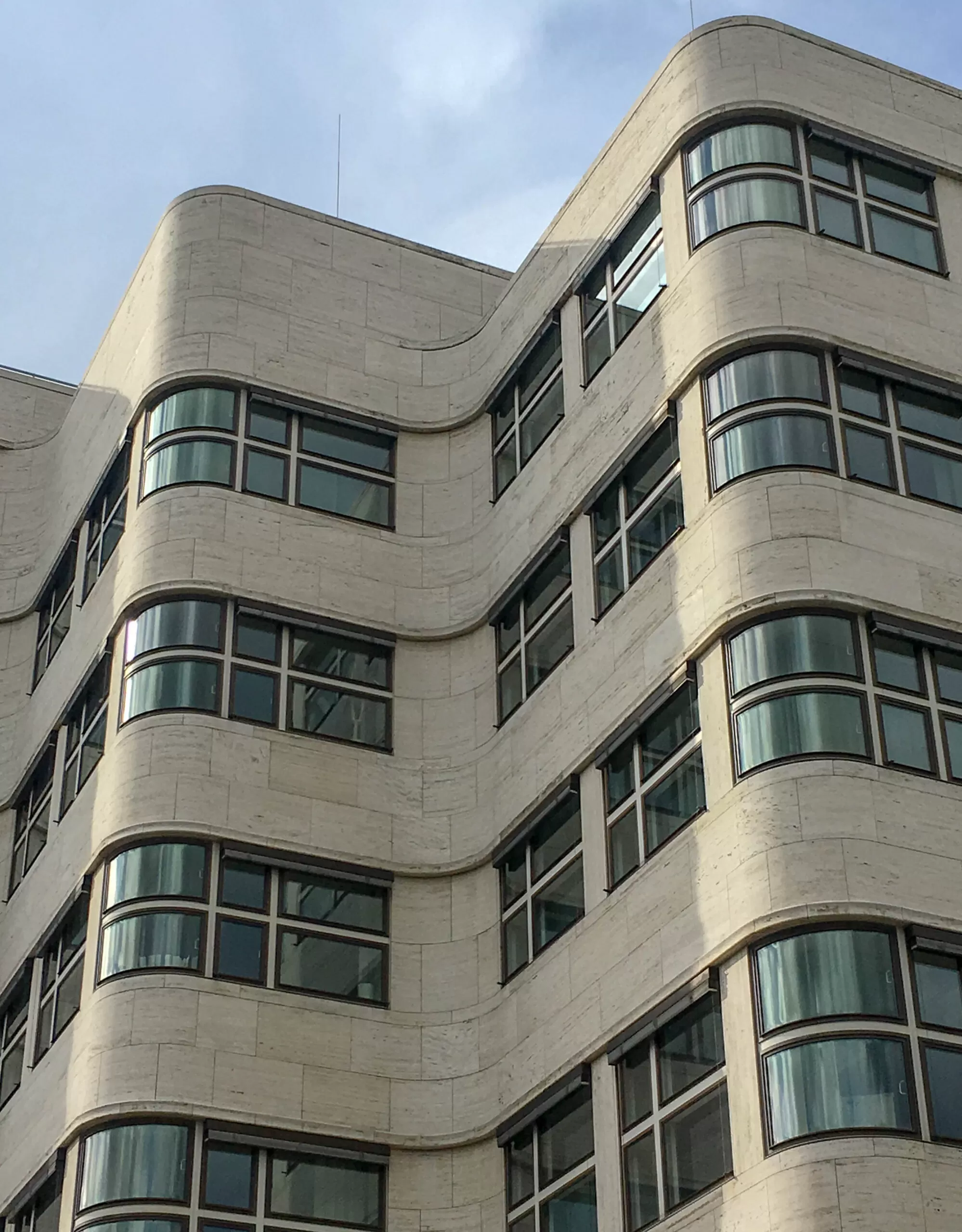 Shell-Haus, 1930-1932. Architect: Emil Fahrenkamp. Photo: Daniela Christmann