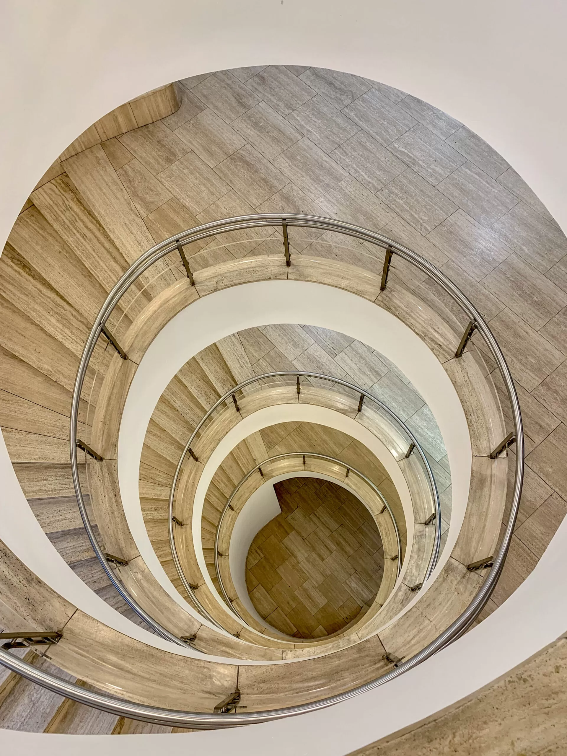 Dischhaus, 1928-1930. Architects: Bruno Paul, Franz Weber