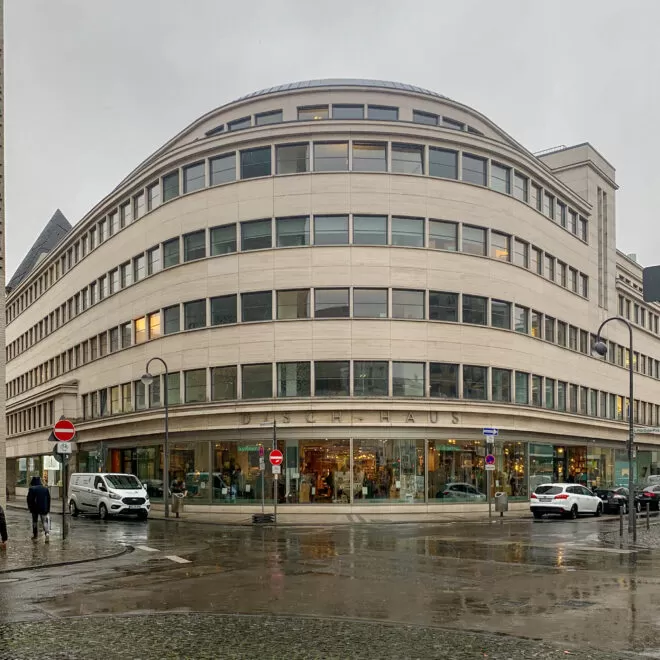 Dischhaus, 1928-1930. Architekten: Bruno Paul, Franz Weber