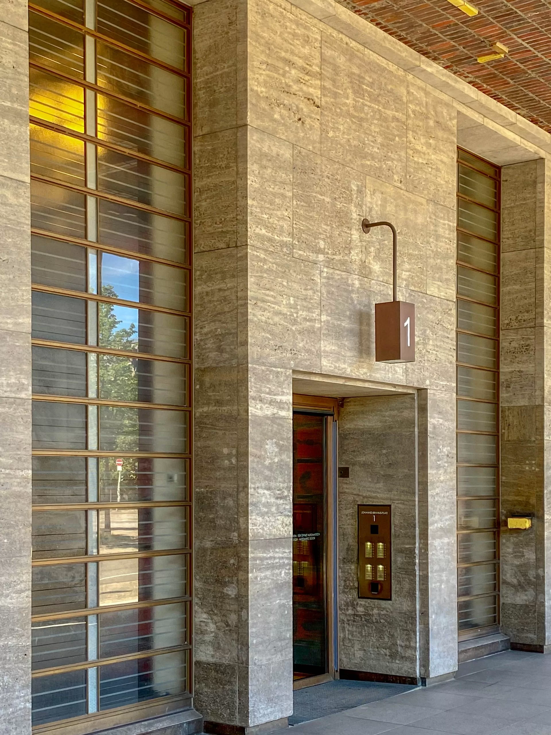 Brahms Kontor, 1929-1931. Architekten: Ferdinand Sckopp, Wilhelm Vortmann