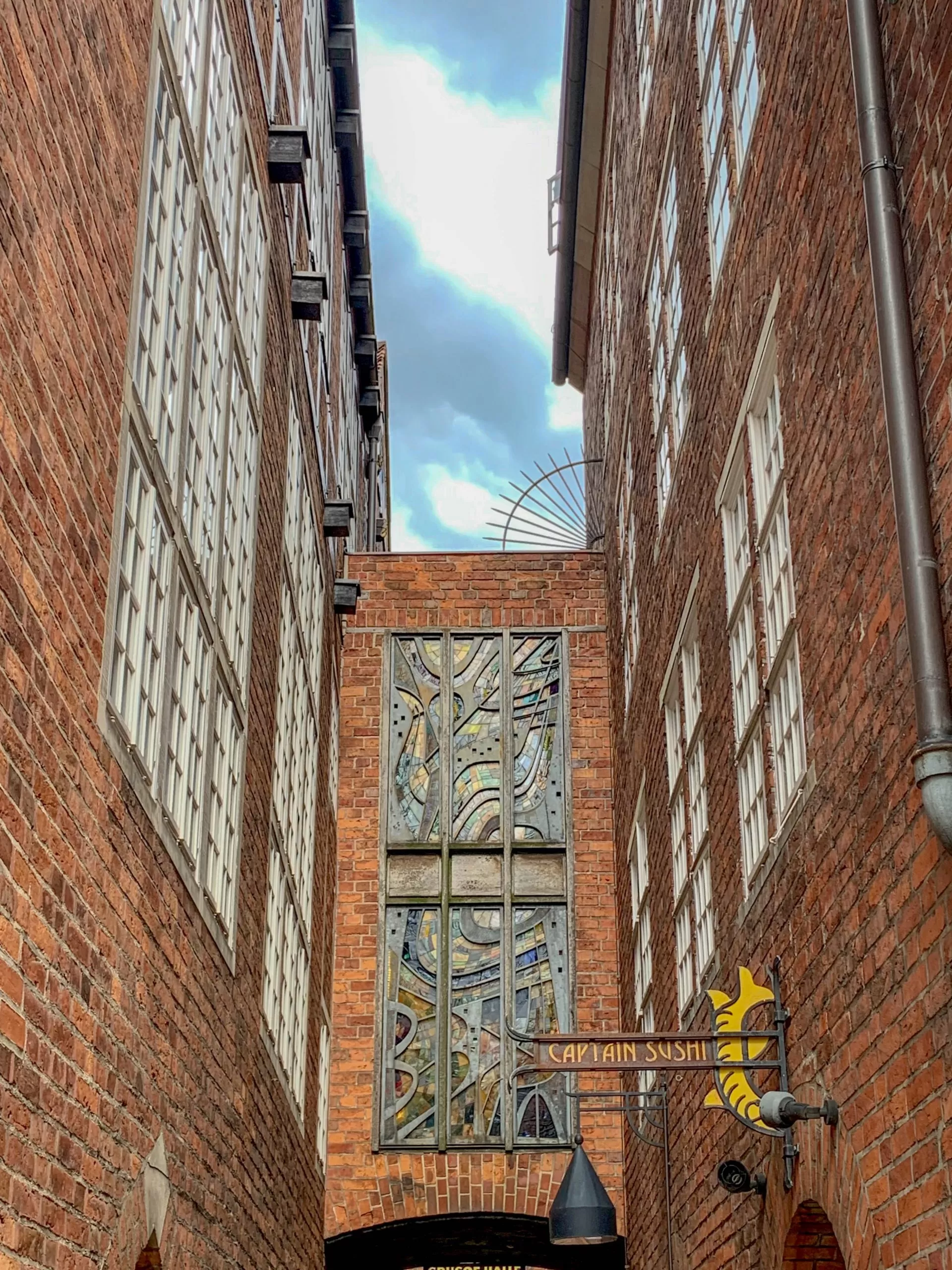 Böttcherstraße, 1922-1931. Entwurf: Bernhard Hoetger, Alfred Runge, Eduard Scotland