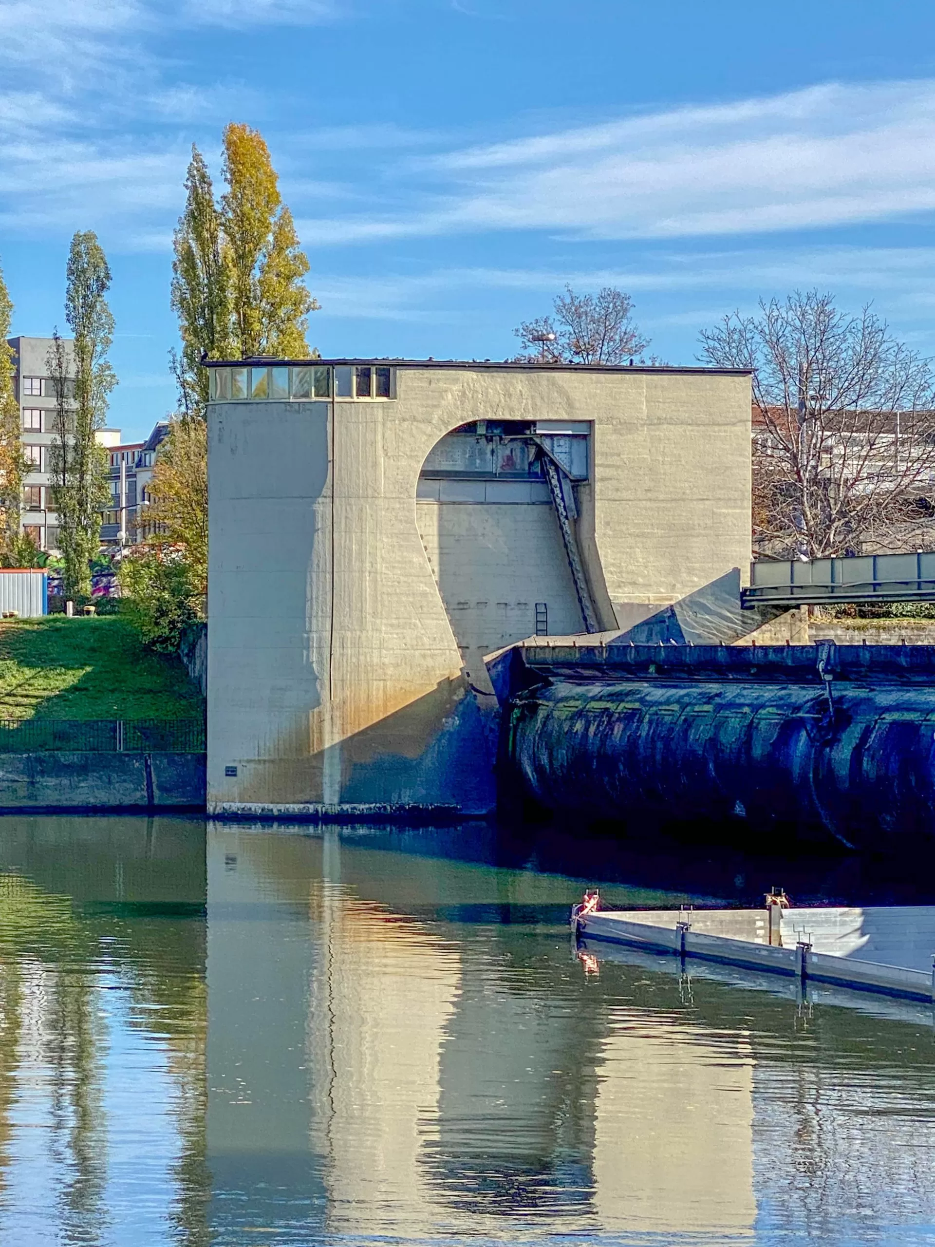 Hydroelectric Power Plant Cannstatt, 1927-1930. Architect: Paul Bonatz