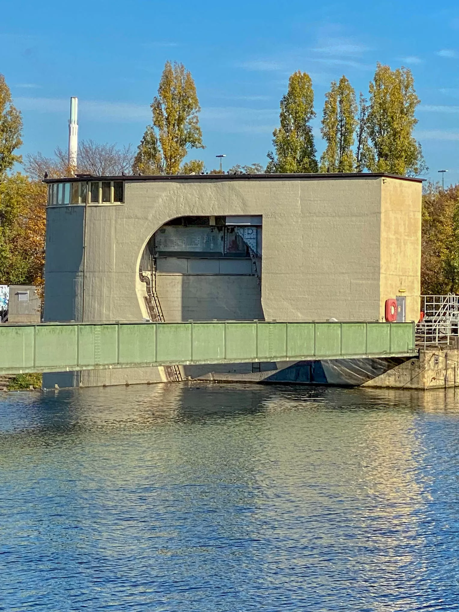 Wasserkraftwerk Cannstatt, 1927-1930. Architekt: Paul Bonatz. Foto: Daniela Christmann