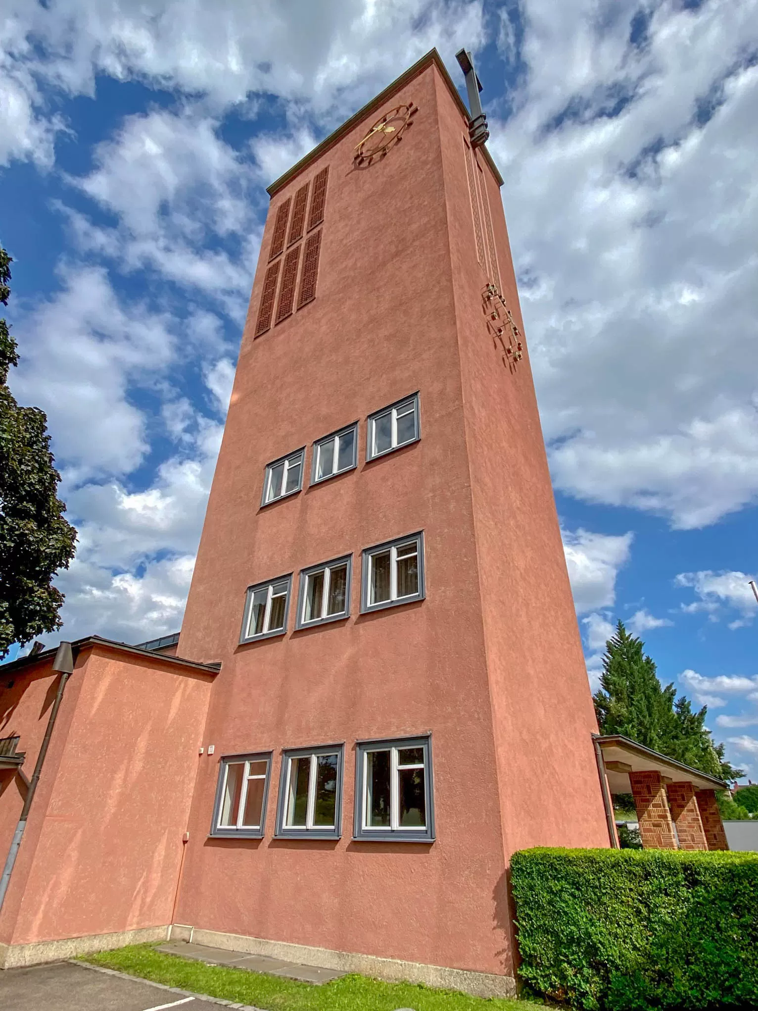 Kreuzkirche, 1928-1930. Architects: Paul Trüdinger, Hans Volkart. Photo: Daniela Christmann