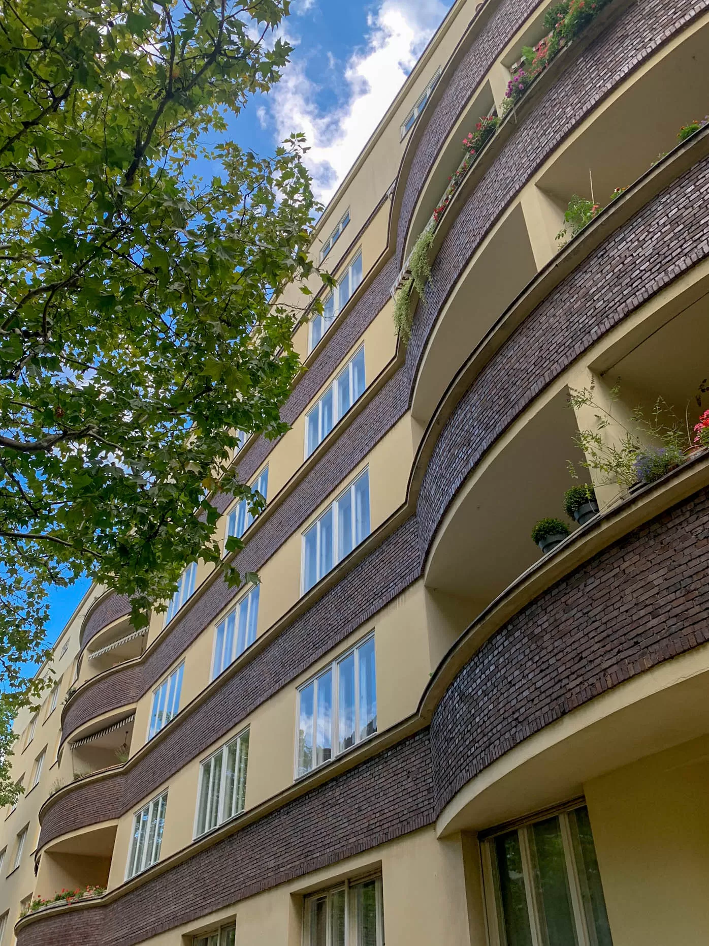 WOGA-Komplex, 1926-1931. Architekt: Erich Mendelsohn