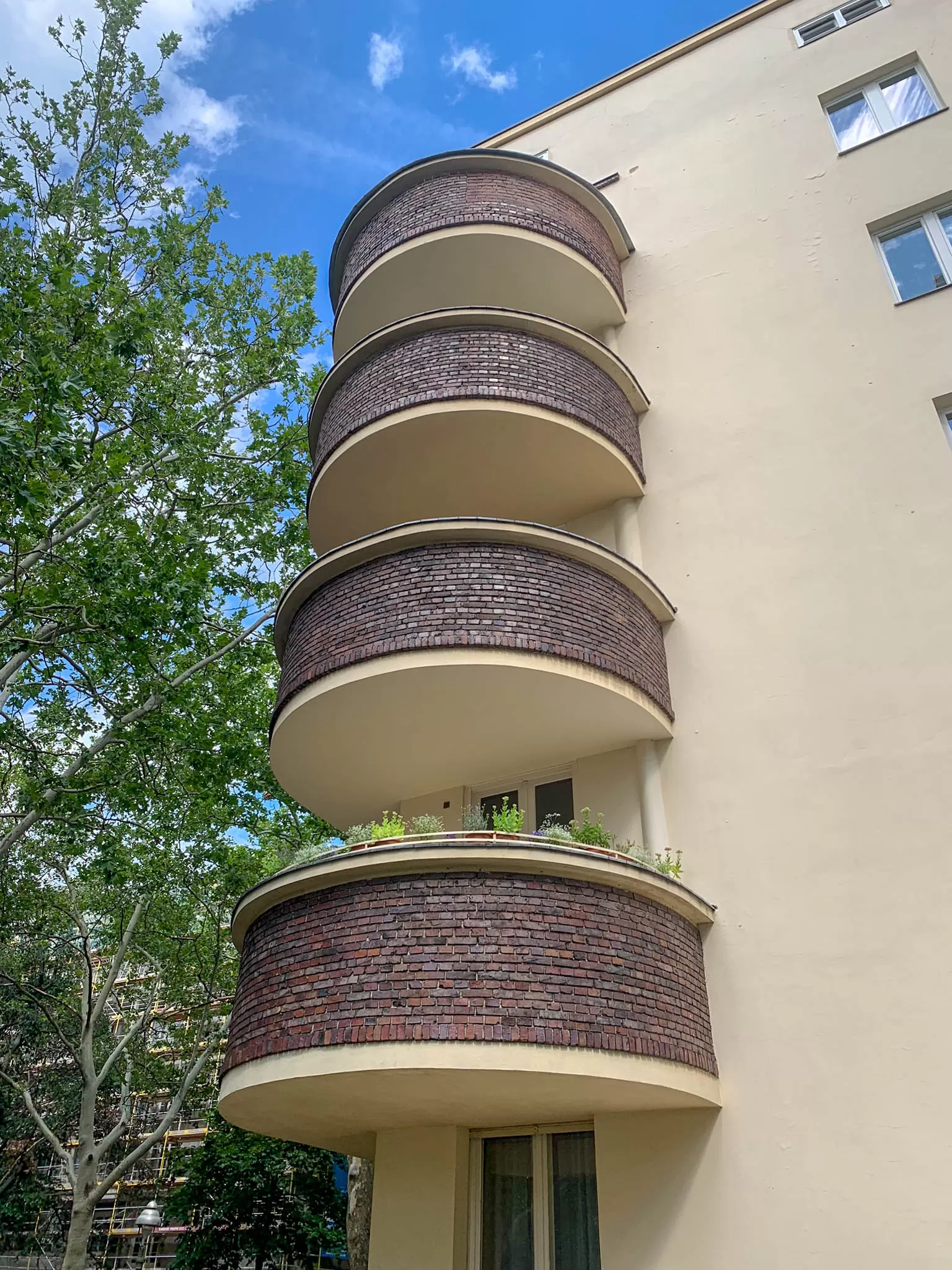 WOGA-Komplex, 1926-1931. Architekt: Erich Mendelsohn