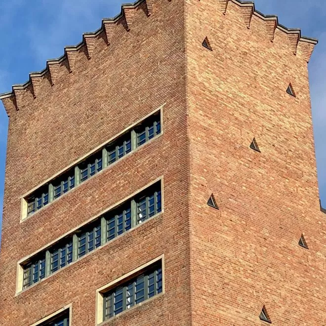 Mousonturm, 1925-1926. Entwurf: Fritz Mouson, Robert Wollmann, Josef Geitner. Foto: Daniela Christmann