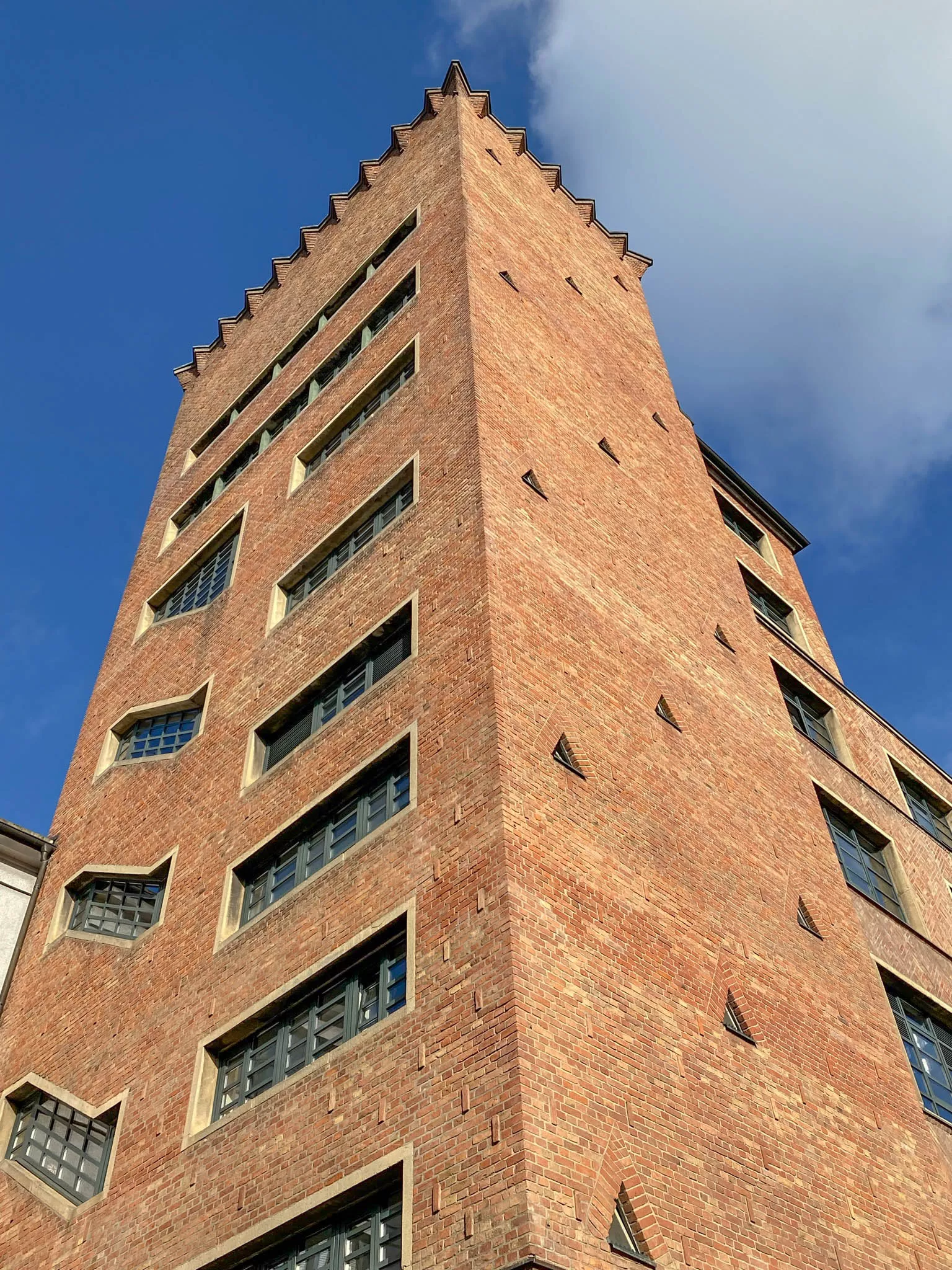 Mouson tower, 1925-1926. Design: Fritz Mouson, Robert Wollmann, Josef Geitner. Photo: Daniela Christmann