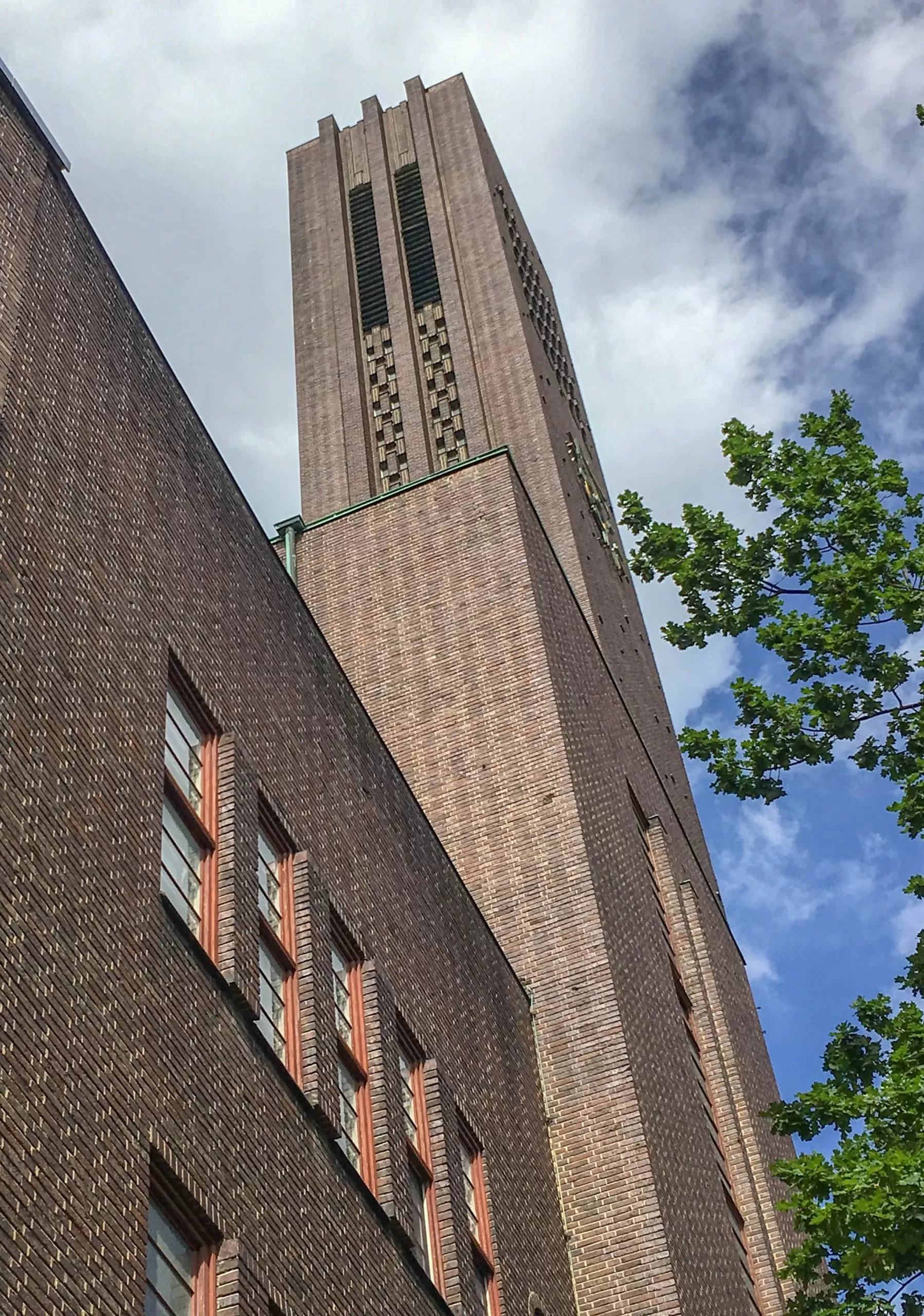 Church at Hohenzollerndamm, 1930-1933. Architects: Fritz Höger, Ossip Klarwein. Photo: Daniela Christmann