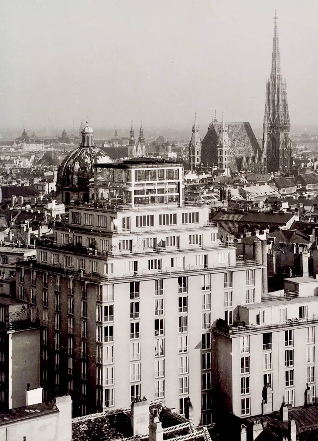 Hochhaus Herrengasse, 1931-1932. Architekten: Siegfried Theiss, Hans Jaksch