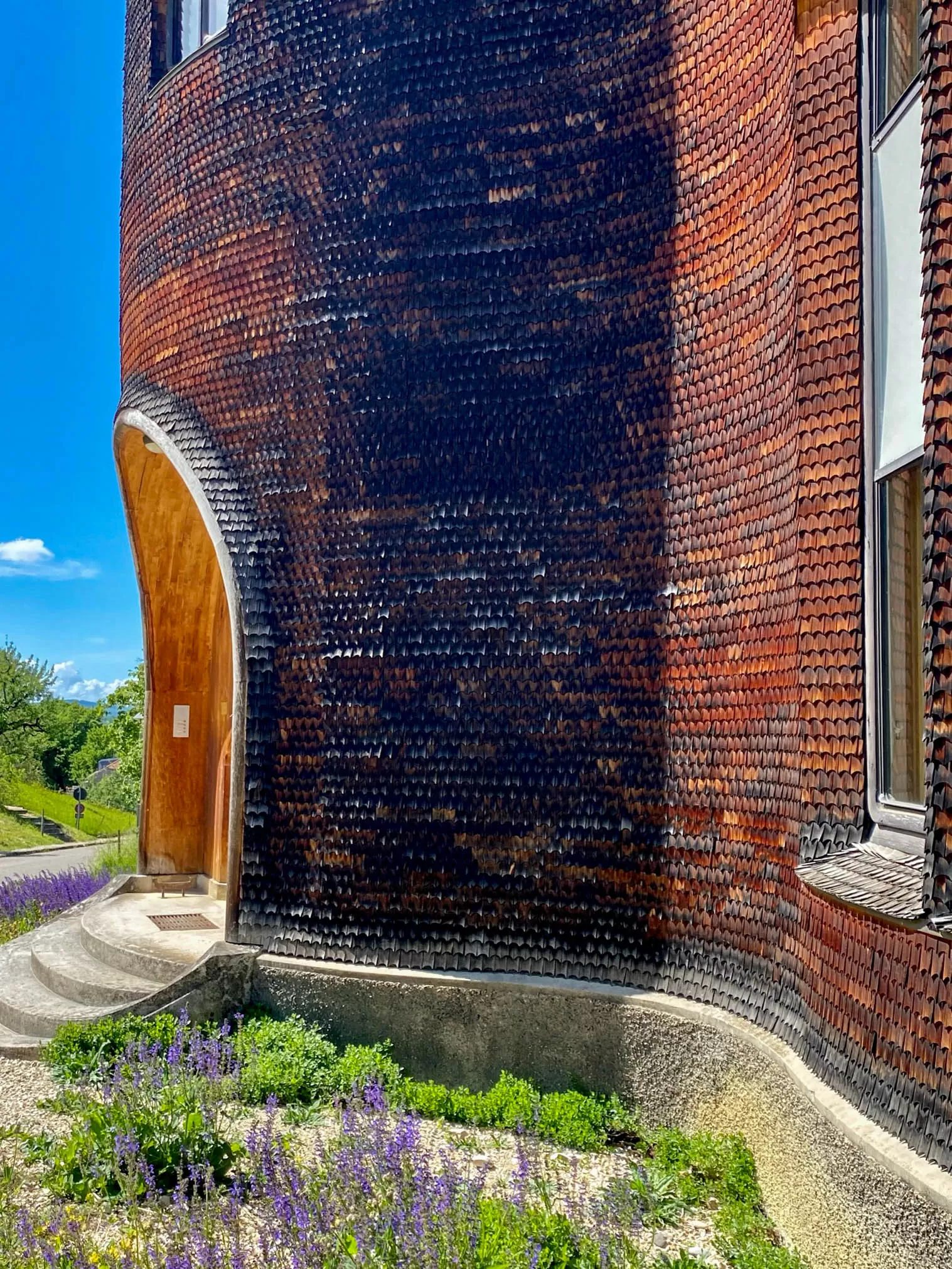 Glass House, 1914. Design: Rudolf Steiner. Photo: Daniela Christmann