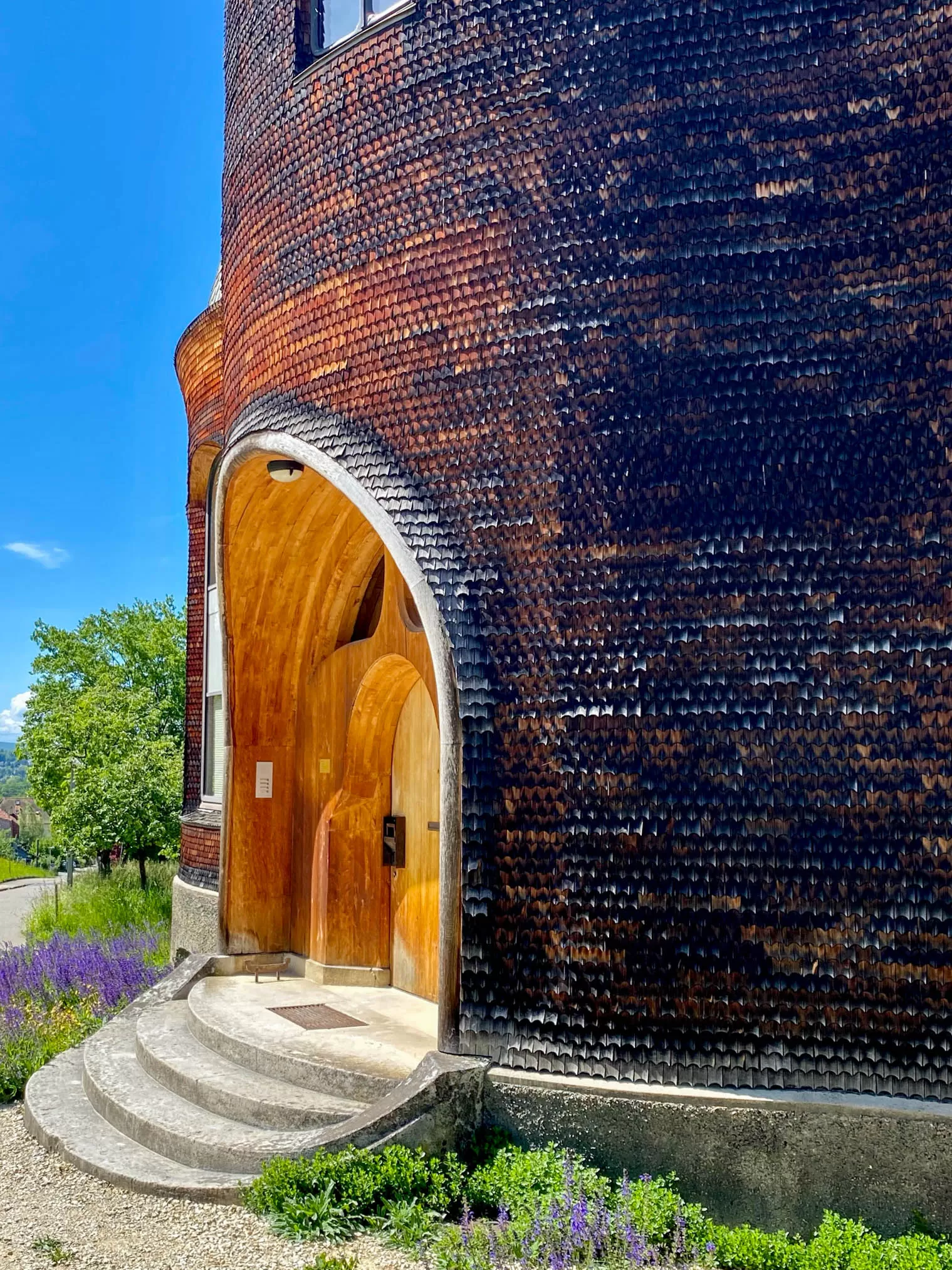 Glass House, 1914. Design: Rudolf Steiner. Photo: Daniela Christmann