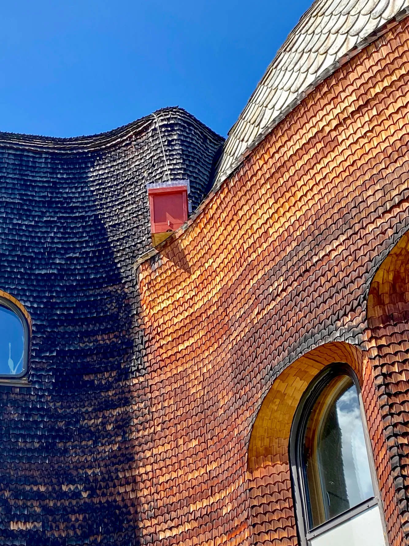 Glass House, 1914. Design: Rudolf Steiner. Photo: Daniela Christmann