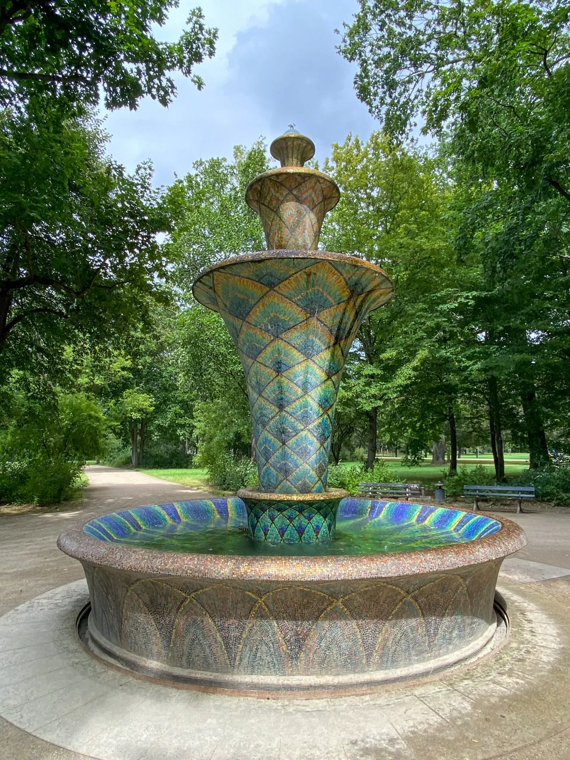 Mosaikbrunnen, 1926. Entwurf: Marlene Moeschke-Poelzig, Hans Poelzig. Foto: Daniela Christmann