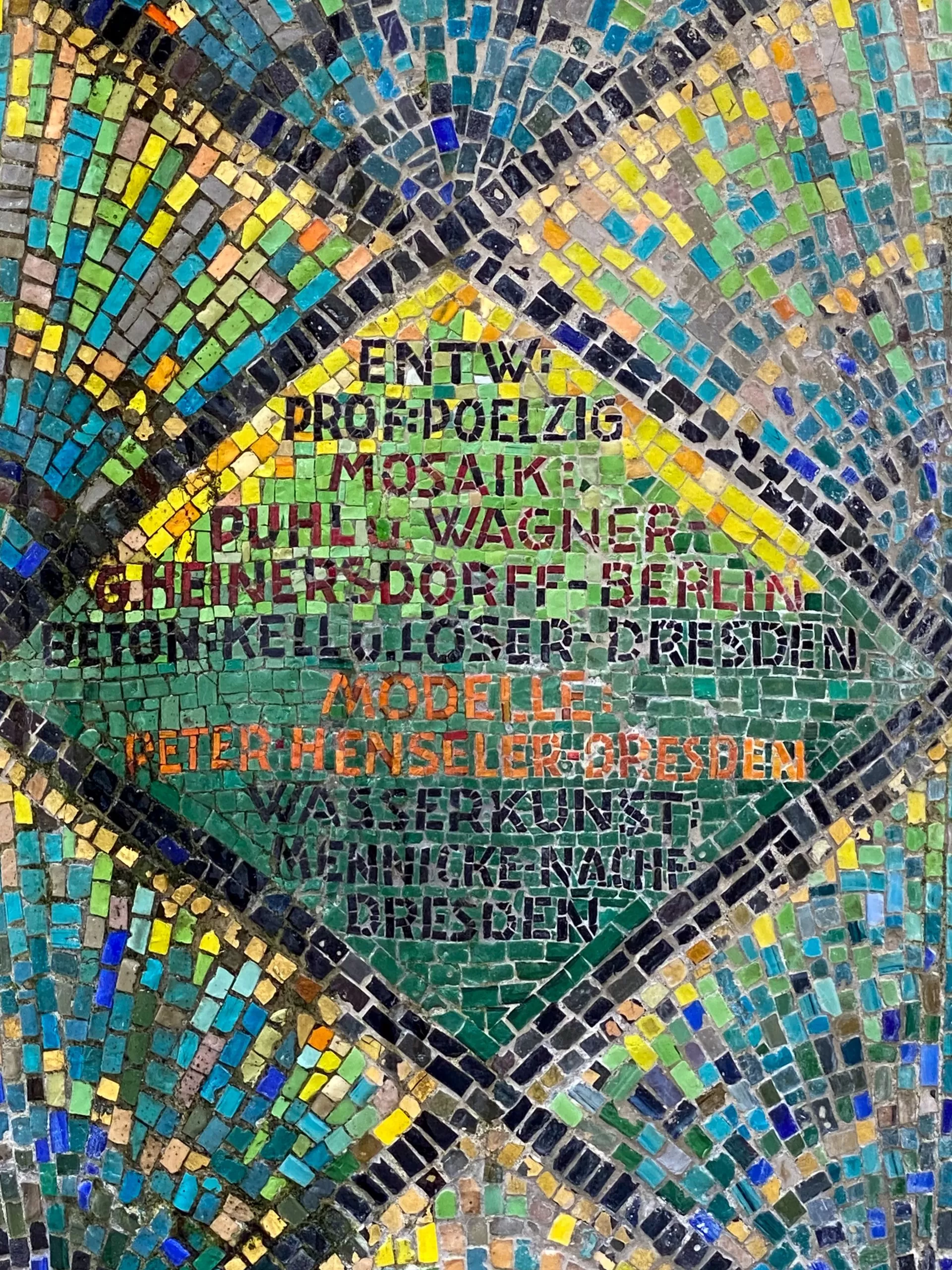 Mosaic Fountain, 1926. Design: Marlene Moeschke-Poelzig, Hans Poelzig. Photo: Daniela Christmann