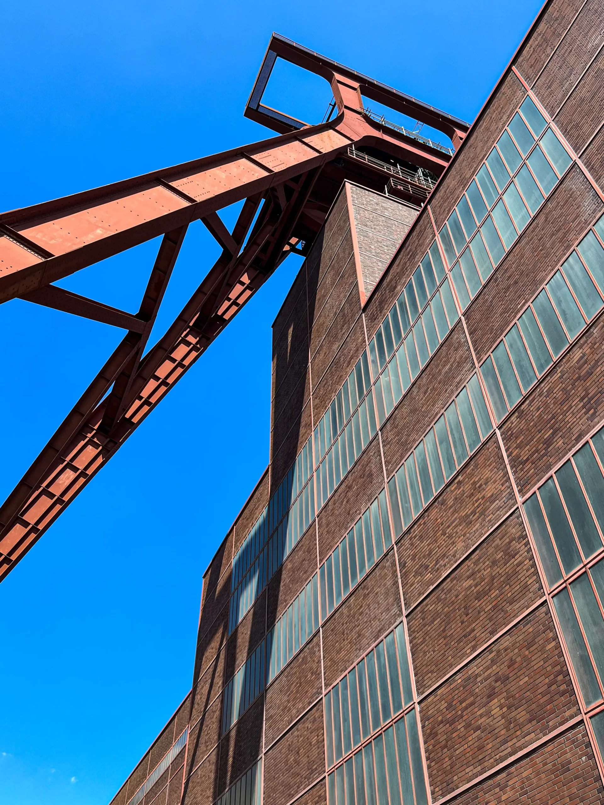 Zollverein Coal Mine, 1928-1932. Architects: Fritz Schupp, Martin Kremmer. Photo: Daniela Christmann