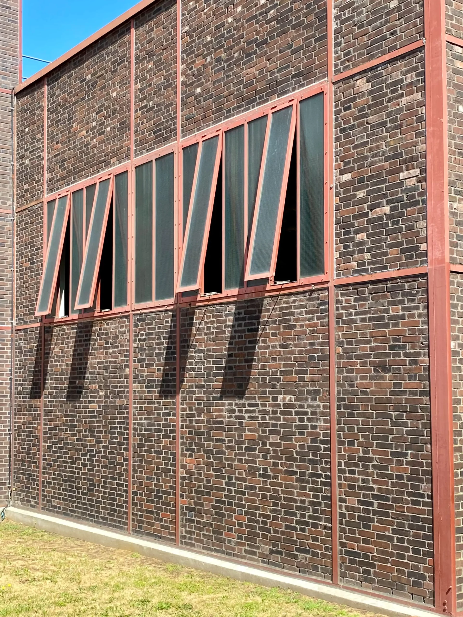 Zollverein Coal Mine, 1928-1932. Architects: Fritz Schupp, Martin Kremmer. Photo: Daniela Christmann