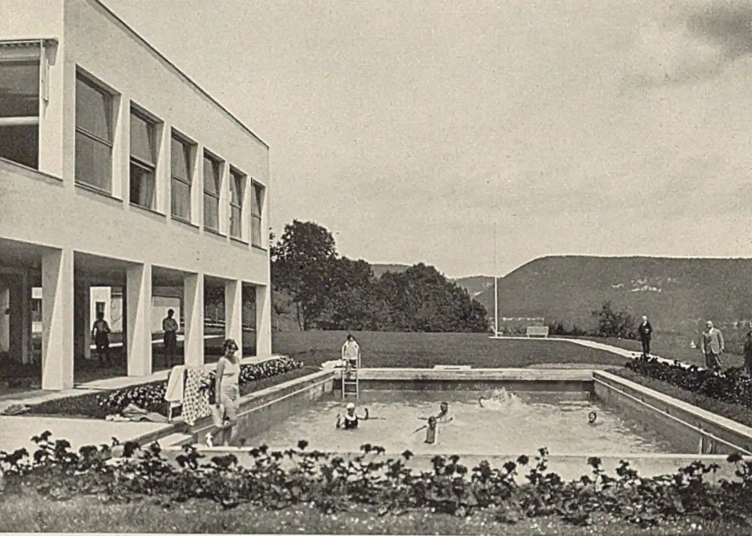 Haus auf der Alb, 1929-1930. Architect: Adolf Gustav Schneck. Contemporary photography