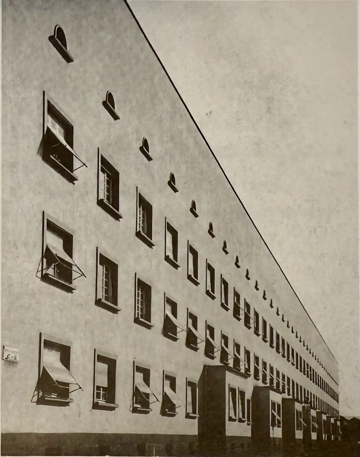 Rundbau, 1926-1928. Architekt: Hermann Hussong