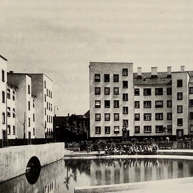 Rundbau, 1926-1928. Architekt: Hermann Hussong