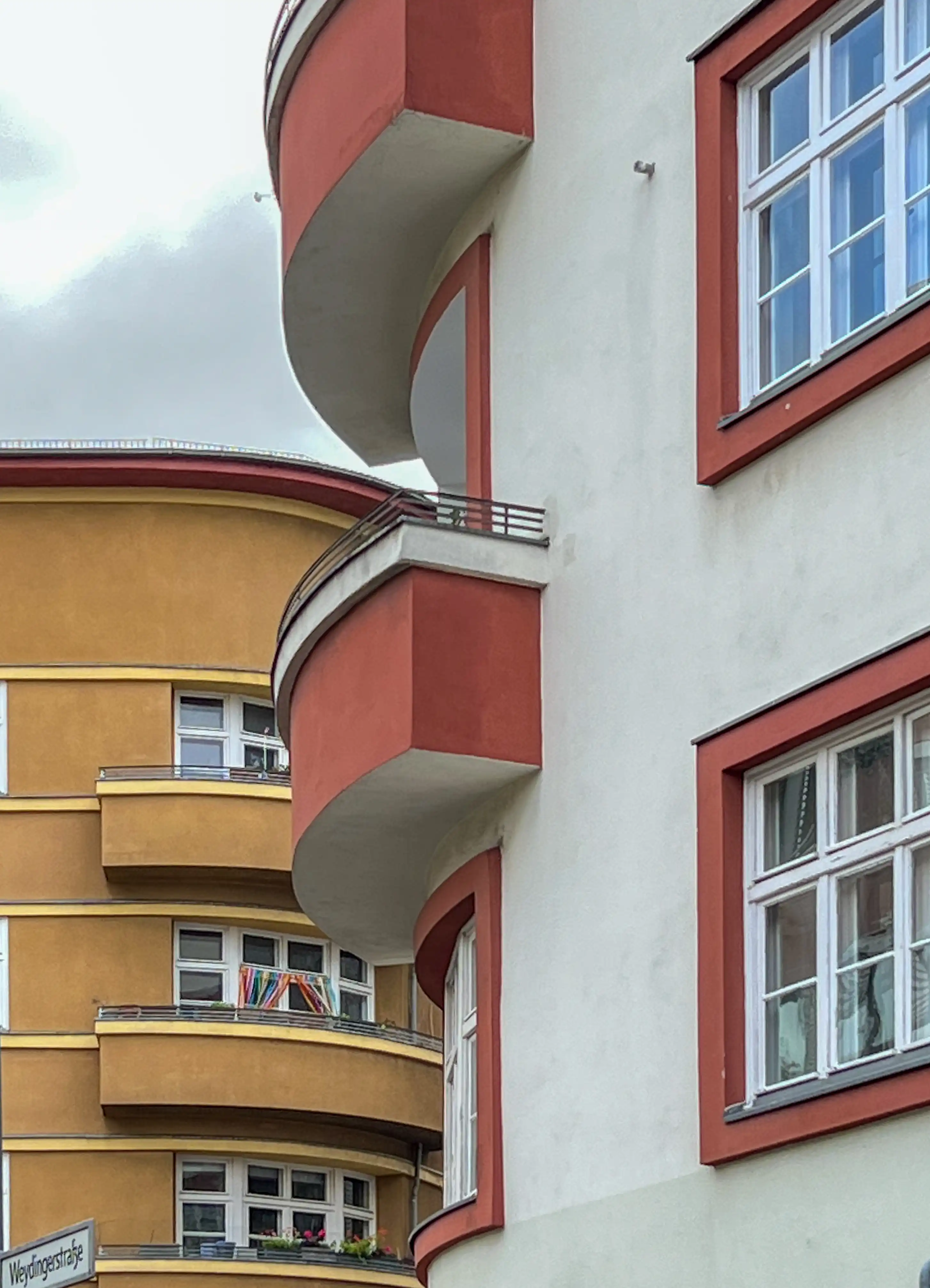 Wohnbebauung mit Kino Babylon, 1928-1929. Architekt: Hans Poelzig. Foto: Daniela Christmann