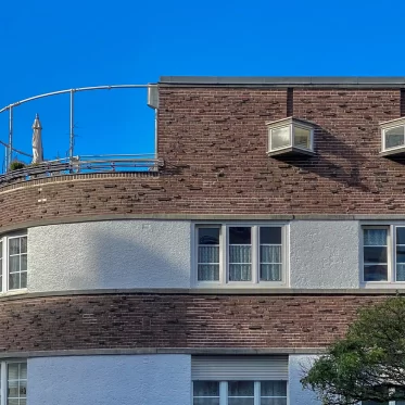 Mehrfamilienhaus, 1926. Architekt: Ernst Balser. Foto: Daniela Christmann