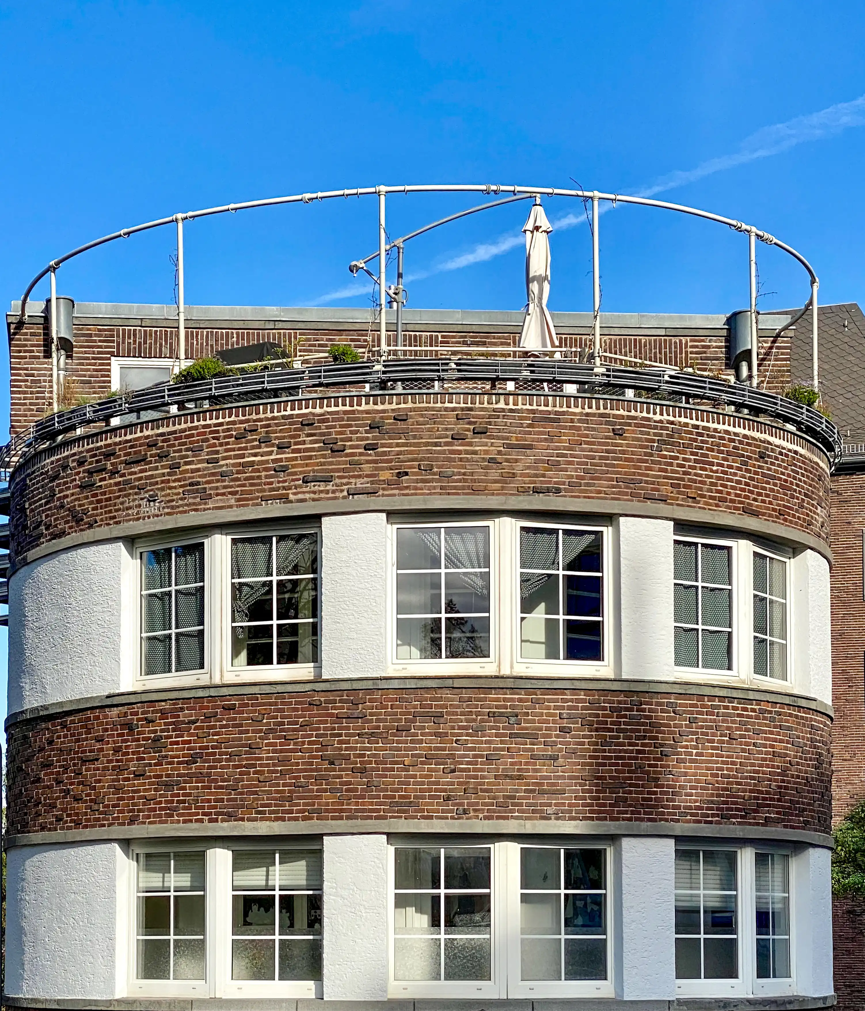 Apartment building, 1926. Architect: Ernst Balser. Photo: Daniela Christmann
