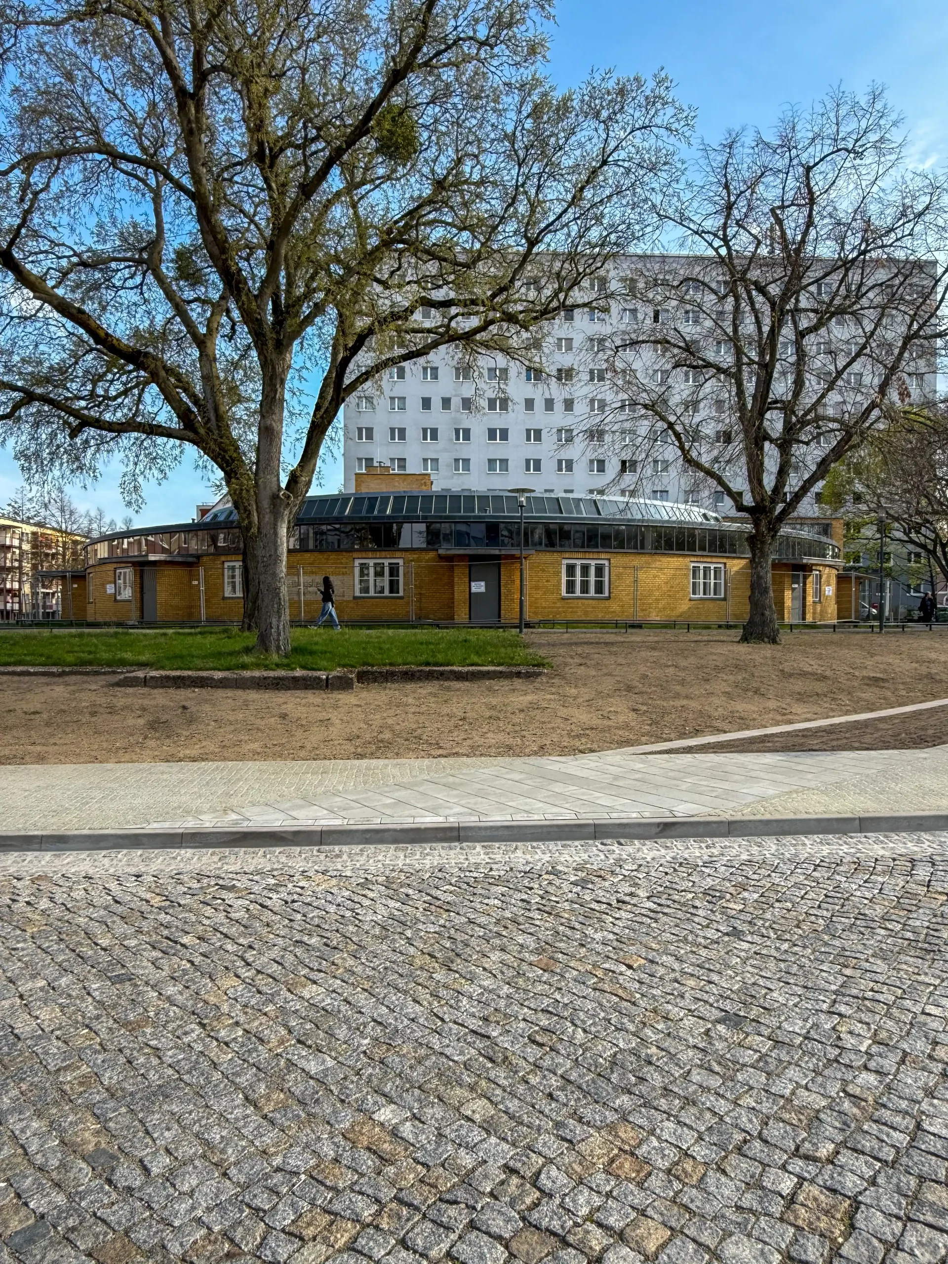 Dessau Employment Office, 1928-1929. Architect: Walter Gropius. Photo: Daniela Christmann