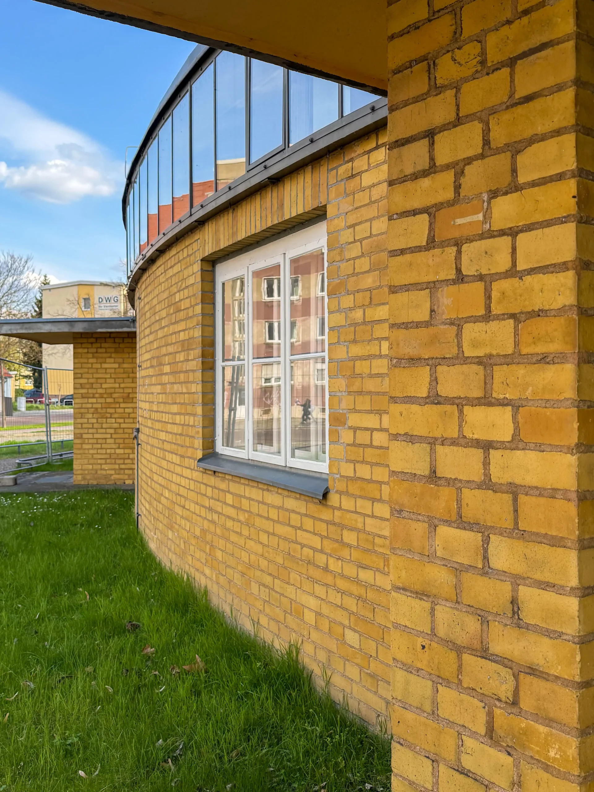 Dessau Employment Office, 1928-1929. Architect: Walter Gropius. Photo: Daniela Christmann