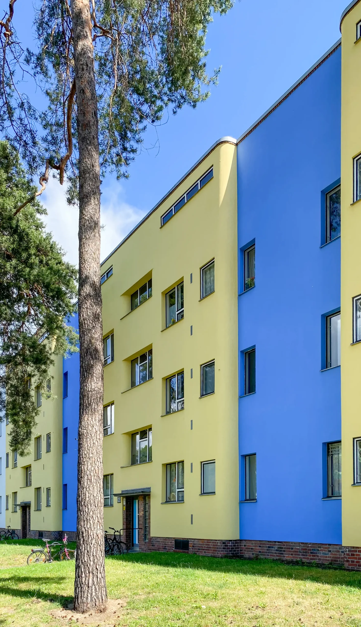 Waldsiedlung Zehlendorf, 1926-1931. Architekten: Bruno Taut, Otto Salvisberg, Hugo Häring. Photo: Daniela Christmann